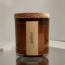 Load image into Gallery viewer, amber scented luxury soy candle
